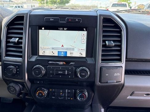 Used 2018 Ford F150 XLT w/ Equipment Group 302A Luxury AWD/4WD image 10