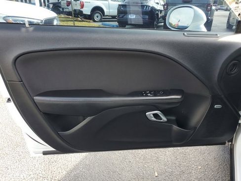 Used 2019 Dodge Challenger R/T Scat Pack image 12