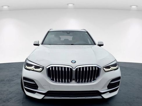Used 2023 BMW X5 xDrive40i w/ Premium Package AWD/4WD image 4
