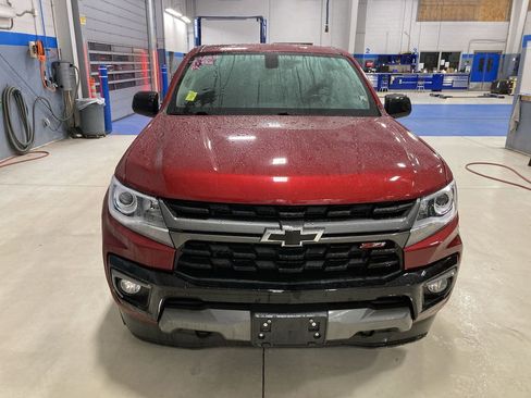 Used 2022 Chevrolet Colorado Z71 image 2