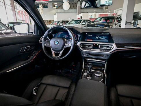 Used 2019 BMW 330i xDrive Sedan w/ Convenience Package image 31