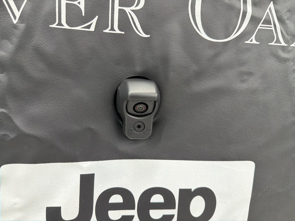 New 2026 Jeep Wrangler Unlimited Sahara AWD/4WD image 7