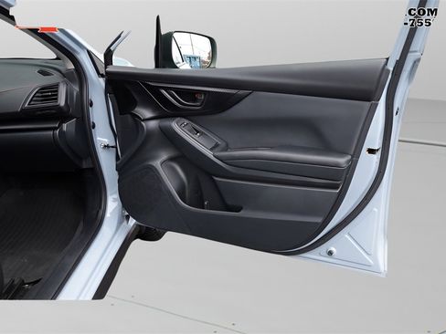 Used 2020 Subaru Crosstrek 2.0i Premium image 18