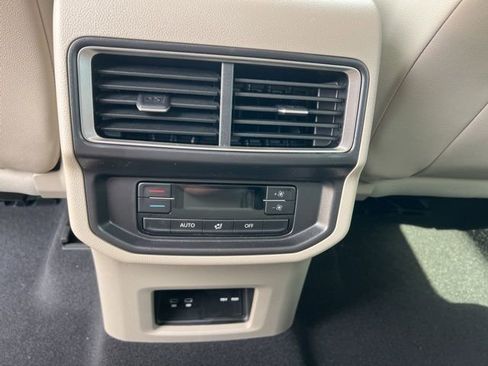 New 2026 Volkswagen Atlas SE AWD/4WD image 10