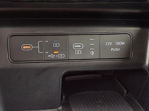 Used 2025 Hyundai Tucson SEL AWD/4WD image 19