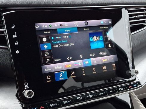 Certified 2025 Jeep Wagoneer 4WD image 19