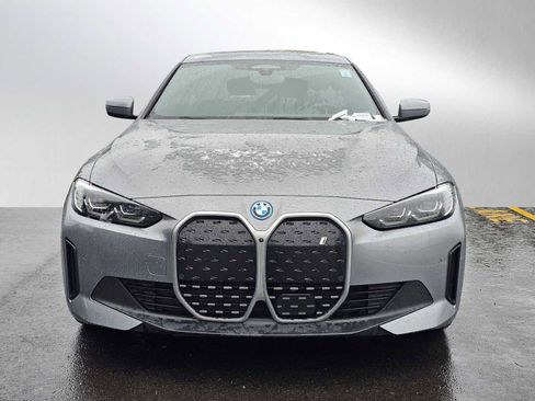 Used 2023 BMW i4 eDrive35 image 8