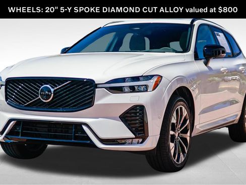 Certified 2026 Volvo XC60 B5 Plus w/ Climate Package PRO AWD/4WD image 3