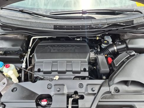 Used 2016 Honda Odyssey Touring Elite image 20