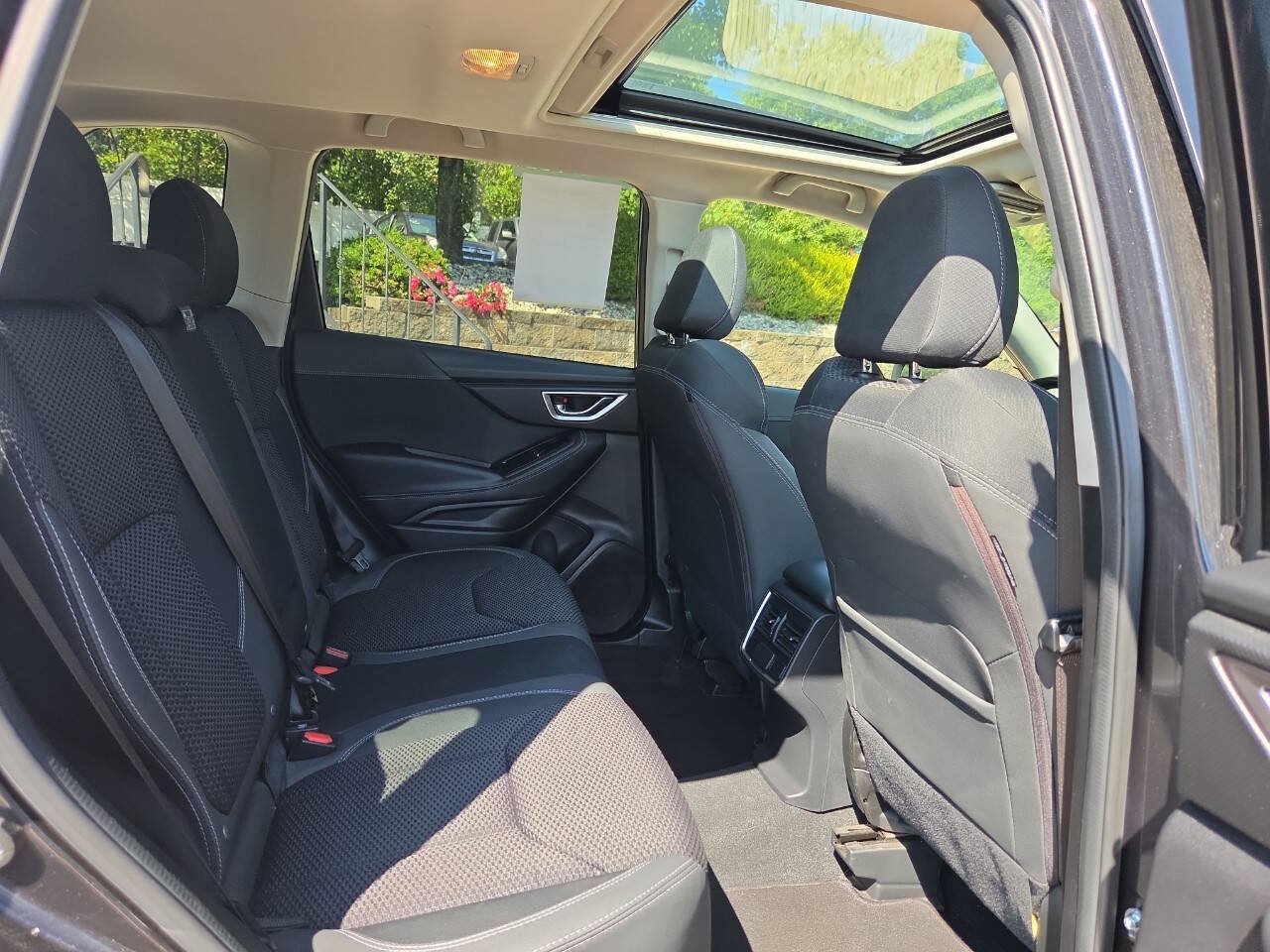 Used 2019 Subaru Forester Premium w/ Popular Package #1 AWD/4WD image 25