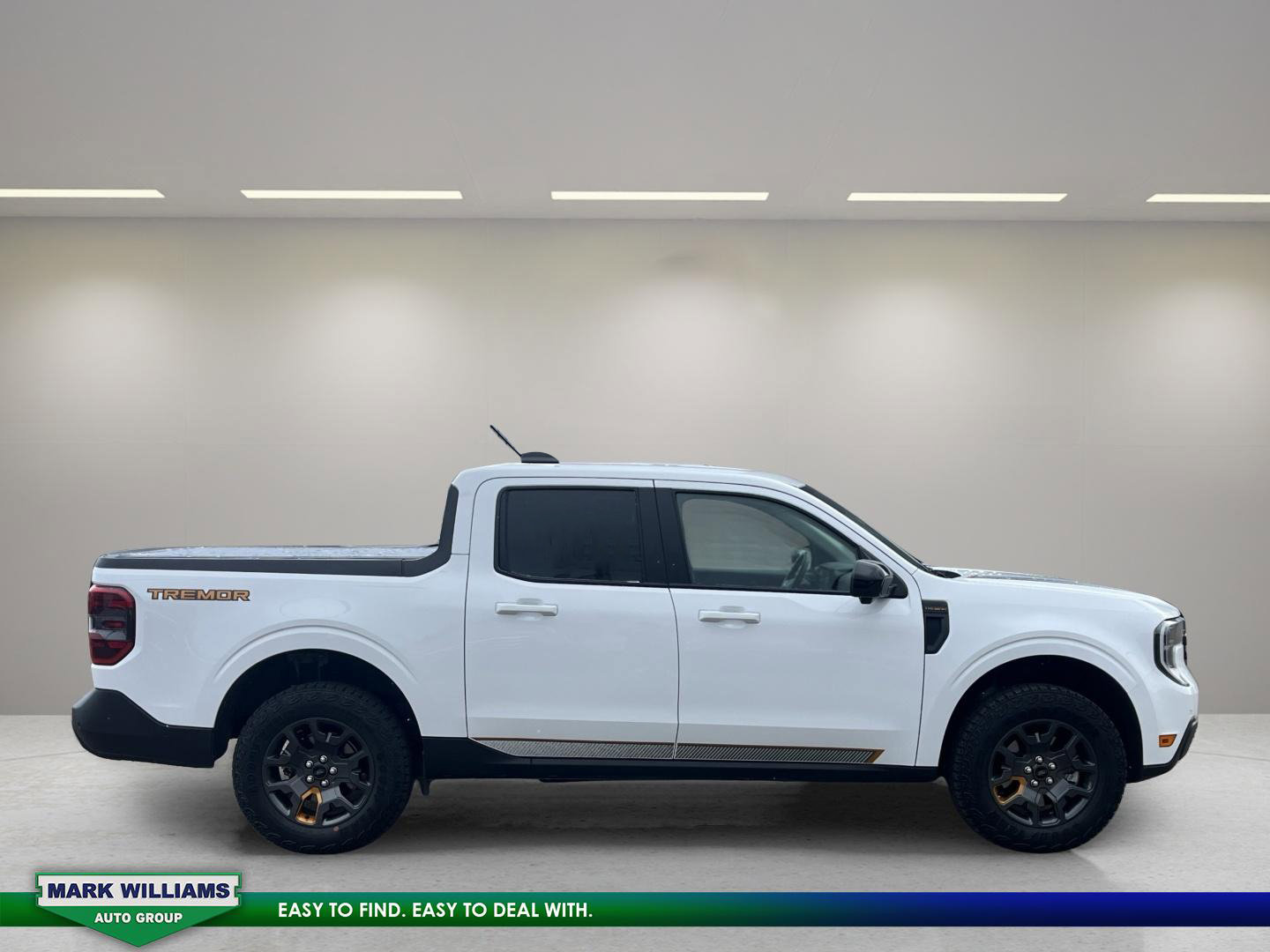 Used 2025 Ford Maverick Tremor AWD/4WD image 3