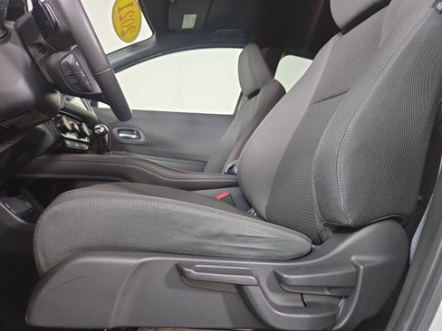 Used 2021 Honda HR-V Sport image 26