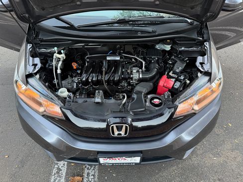 Used 2017 Honda Fit LX image 24
