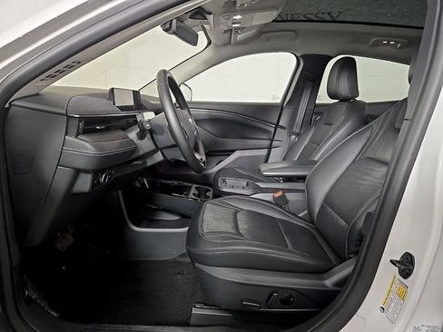 Used 2025 Ford Mustang Mach-E Premium RWD image 14