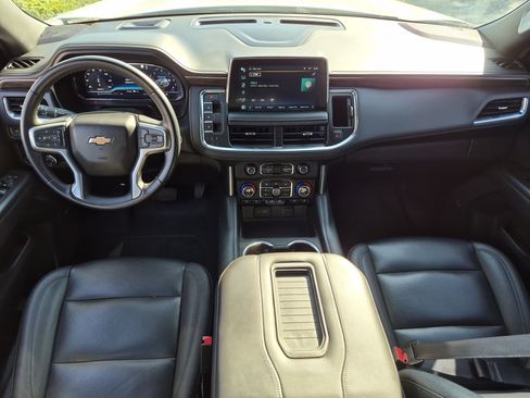 Used 2023 Chevrolet Suburban LT AWD/4WD image 27