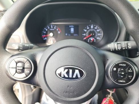 Used 2021 Kia Soul LX FWD image 24