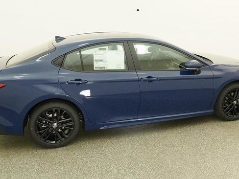 New 2026 Toyota Camry SE FWD image 13