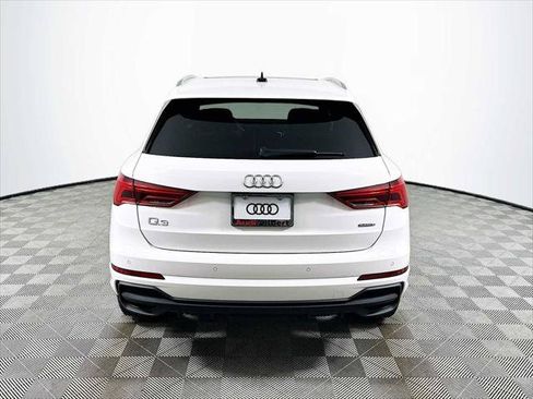 Certified 2023 Audi Q3 2.0T Premium w/ Convenience Package AWD/4WD image 6
