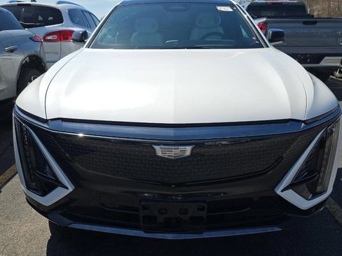 Used 2024 Cadillac Lyriq Sport w/ LPO, Floor Liner Package AWD/4WD image 2