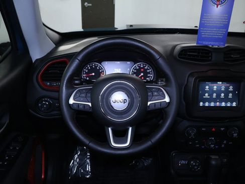 Used 2020 Jeep Renegade Trailhawk w/ Premium Leather Group image 20