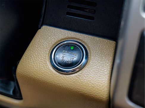 Used 2015 Ford F150 Lariat RWD image 25