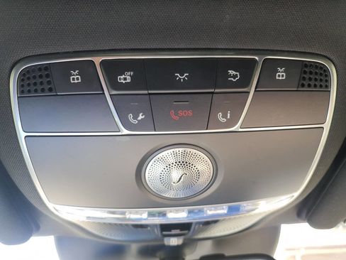 Used 2017 Mercedes-Benz S 550 4MATIC Sedan image 28