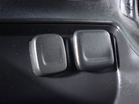 Used 2019 GMC Yukon XL SLT image 26