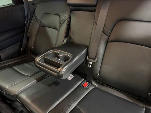 Used 2024 Nissan Pathfinder SL image 38