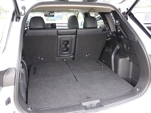 Used 2025 Mitsubishi Outlander SEL AWD/4WD image 16
