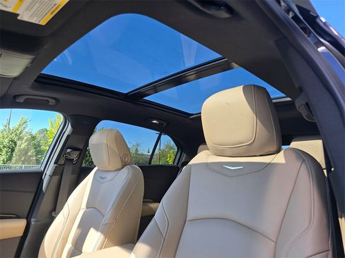 Certified 2025 Cadillac XT4 Premium Luxury image 22