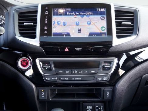 Used 2018 Honda Ridgeline RTL-E image 25