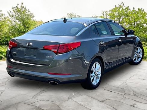 Used 2011 Kia Optima EX FWD image 2