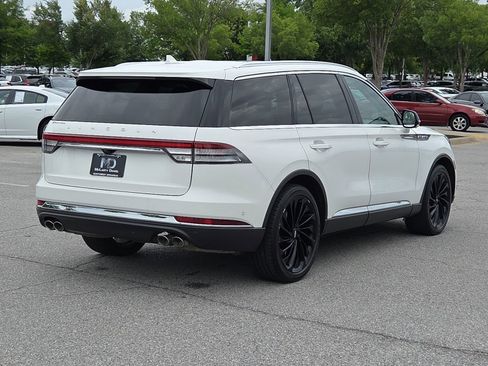 Used 2023 Lincoln Aviator Reserve w/ Equipment Group 201A RWD image 5
