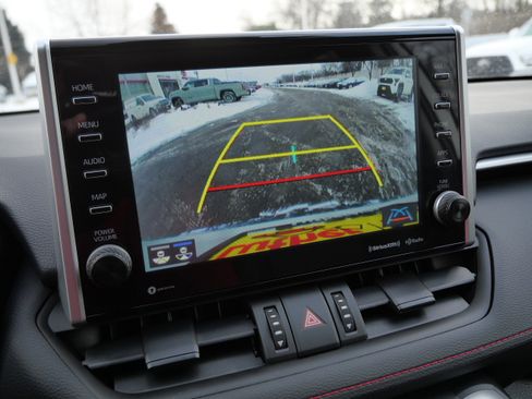 Certified 2022 Toyota RAV4 TRD Off-Road image 30