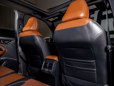 Used 2025 Subaru Forester Touring w/ Popular Package - Touring image 27