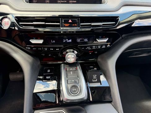 Used 2024 Acura MDX SH-AWD image 24
