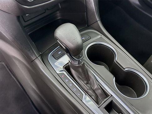 Used 2023 Chevrolet Equinox LT image 16