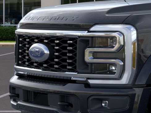 New 2026 Ford F450 Platinum w/ FX4 Off-Road Package image 17