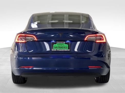 Used 2022 Tesla Model 3 image 4