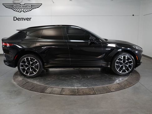 Used 2021 Aston Martin DBX image 6