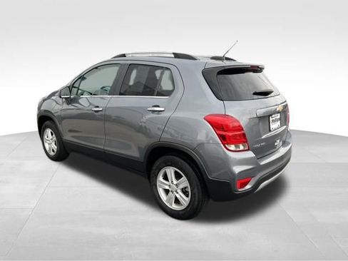 Used 2019 Chevrolet Trax LT w/ LT Convenience Package AWD/4WD image 14