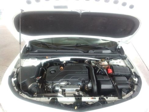 Used 2022 Chevrolet Malibu LT image 23