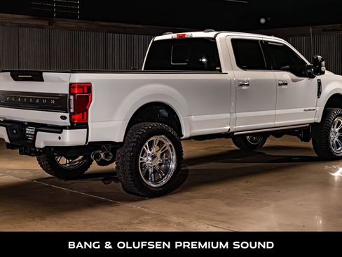Used 2022 Ford F350 Platinum AWD/4WD image 9