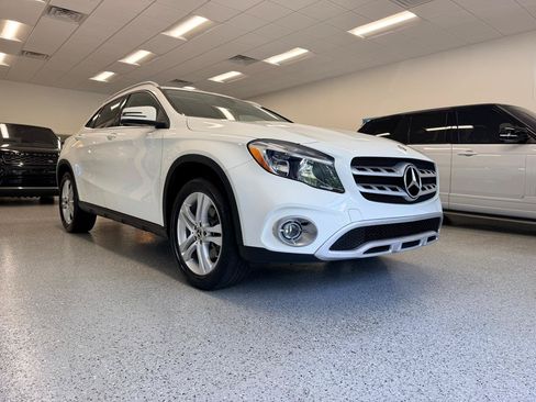Used 2018 Mercedes-Benz GLA 250 4MATIC image 11
