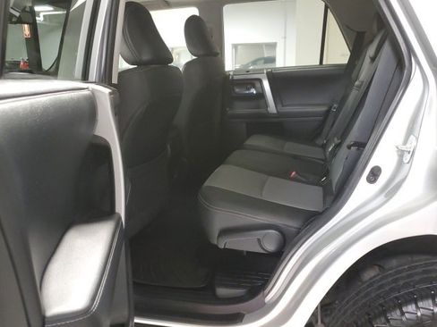 Used 2020 Toyota 4Runner SR5 Premium image 22