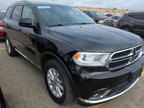 Used 2019 Dodge Durango SXT AWD/4WD image 3