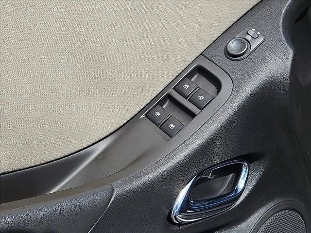 Used 2011 Chevrolet Camaro LT RWD image 11