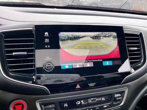 Used 2023 Honda Passport TrailSport image 18