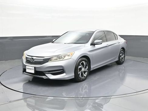 Used 2017 Honda Accord LX image 1