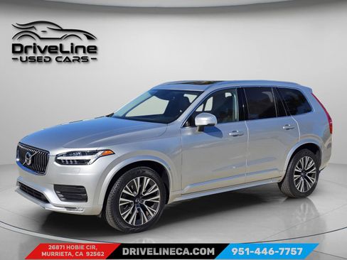 Used 2021 Volvo XC90 T5 Momentum w/ Climate Package image 12